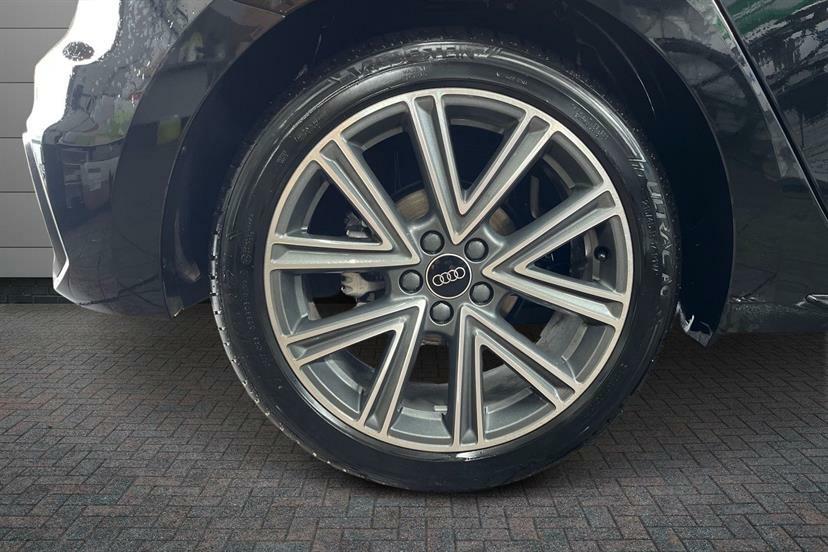Audi A1 35 Tfsi S Line S Tronic AO26FLK Black #5