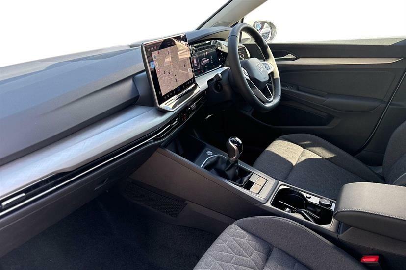 Volkswagen Golf 1.5 Tsi Match MT26UVZ White #2