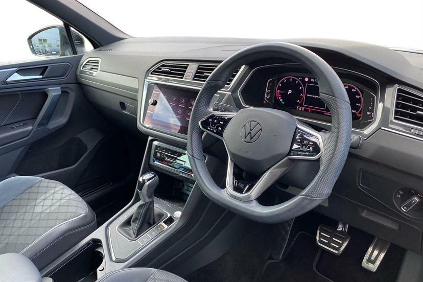 Volkswagen Tiguan 1.5 Tsi 150 R-line Dsg WO22DXU Black #6
