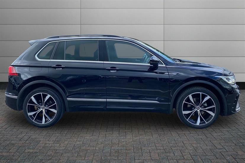 Volkswagen Tiguan 1.5 Tsi 150 R-line Dsg WO22DXU Black #4