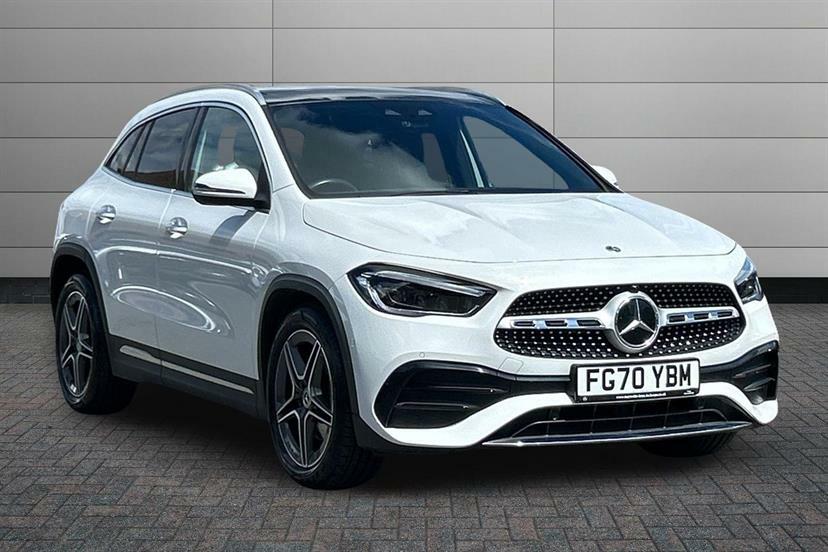 Mercedes-Benz GLA Class 200 Amg Line Premium Plus White