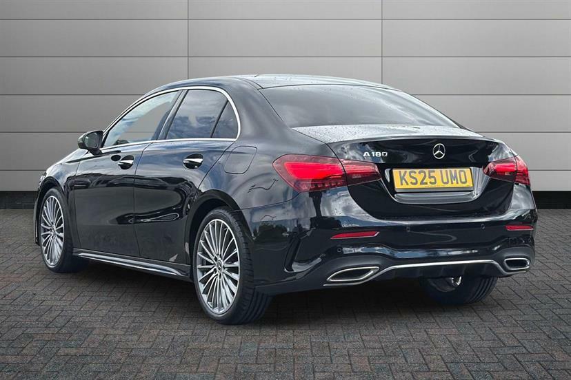 Mercedes-Benz A Class A180 Amg Line Premium KS25UMO Black #2