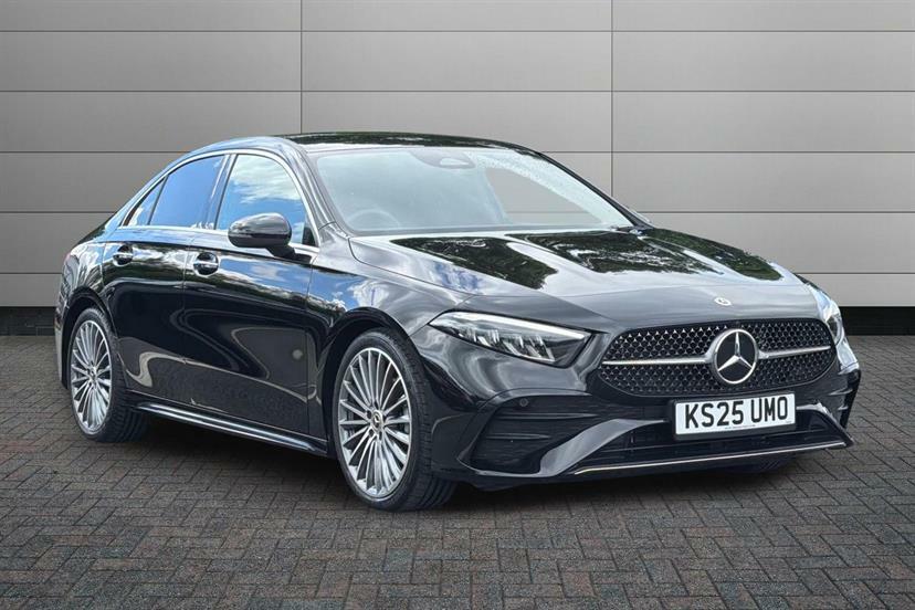 Mercedes-Benz A Class A180 Amg Line Premium Black