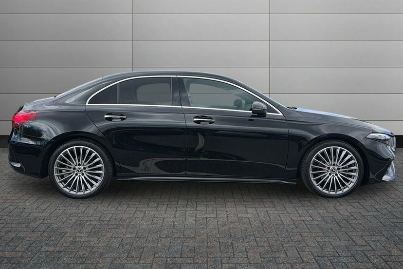 Mercedes-Benz A Class A180 Amg Line Premium KS25UMO Black #3