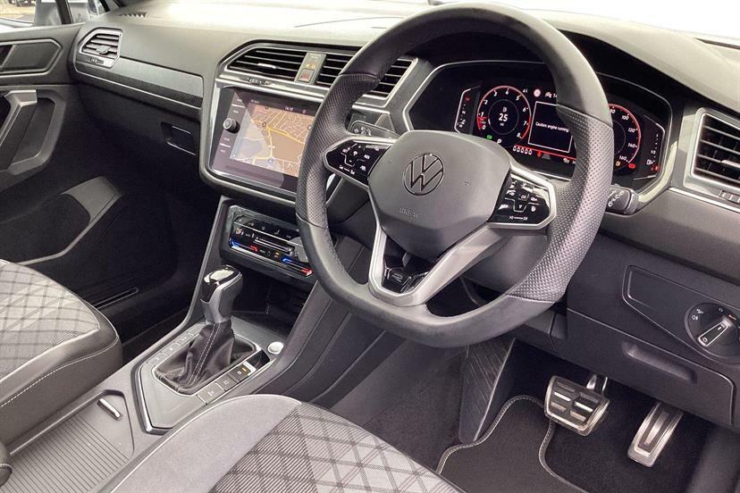 Volkswagen Tiguan Allspace 1.5 Tsi R-line Dsg White #6