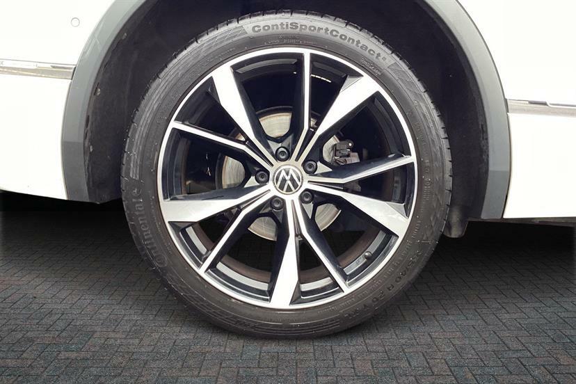 Volkswagen Tiguan Allspace 1.5 Tsi R-line Dsg White #5