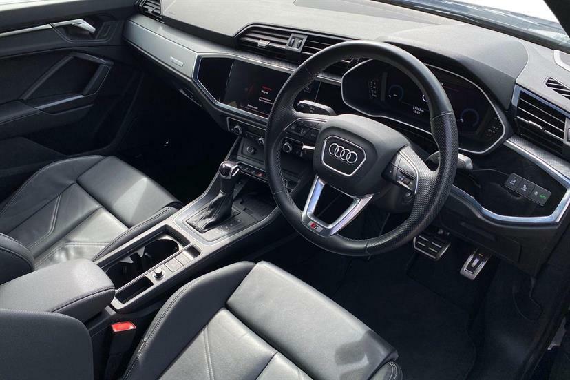 Audi Q3 35 Tfsi S Line S Tronic Tech Pack MM23KXF Blue #6