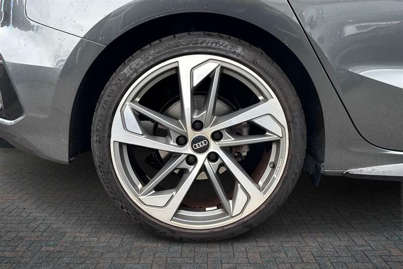 Audi A3 35 Tfsi Edition 1 S Tronic EO23TWJ Grey #5