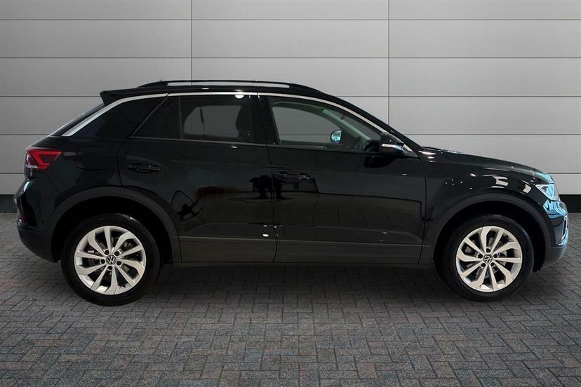 Volkswagen T-Roc 1.5 Tsi Match Dsg EK75BNL Black #4