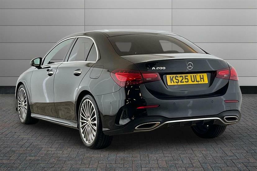 Mercedes-Benz A Class A200 Amg Line Premium Black #2