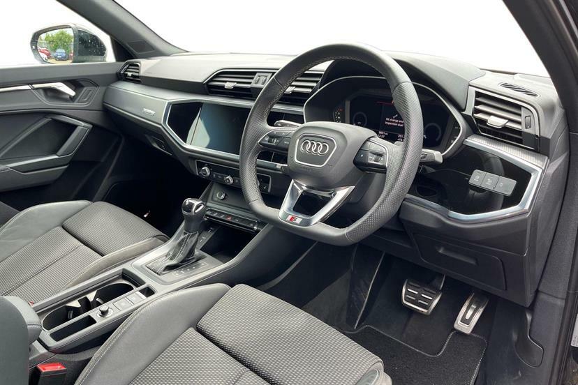 Audi Q3 40 Tfsi Quattro S Line S Tronic Cs Pack Black #6
