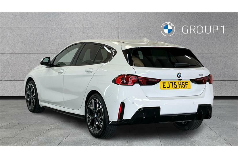 BMW 1 Series 120 M Sport Step White