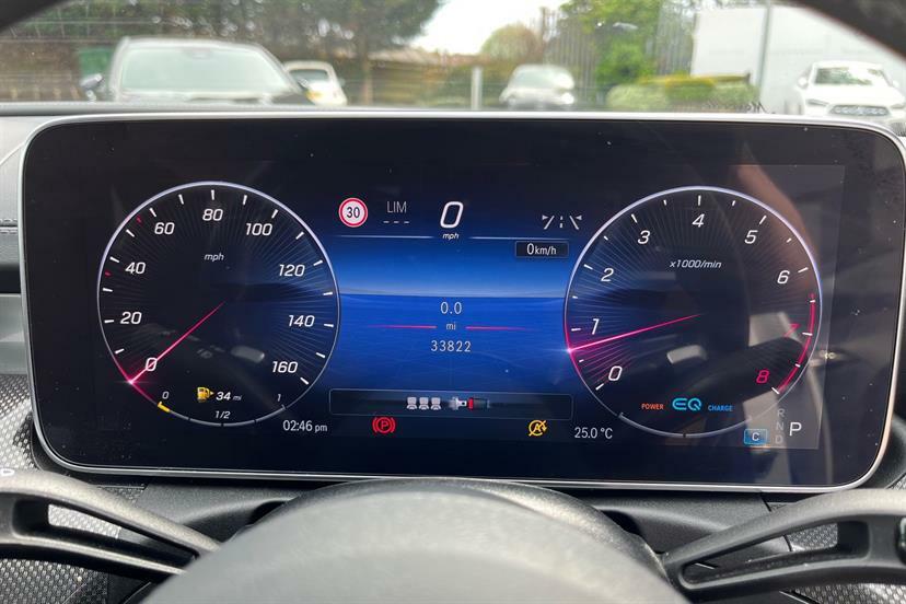 Mercedes-Benz C Class C300 Amg Line Premium 9G-tronic White #5