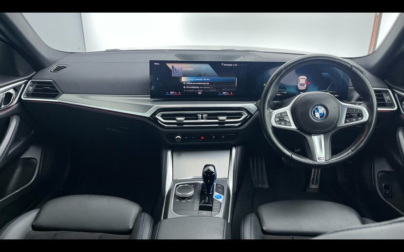 BMW i4 I4 Edrive40 M Sport AF72TCV White #4