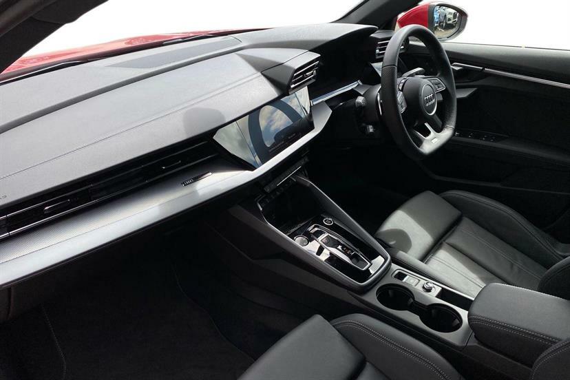 Audi A3 1.5 Tfsi 116 S Line S Tronic DF75EFH Red #2