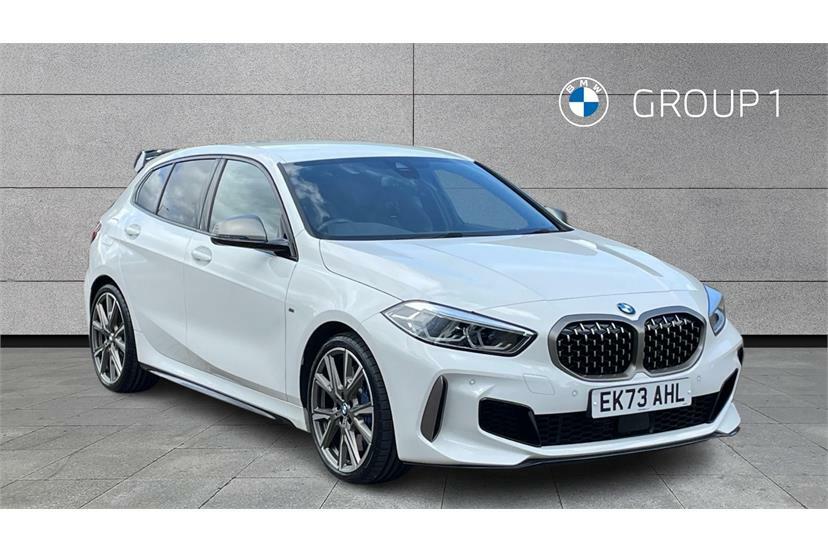 BMW 1 Series M135i Xdrive Step White