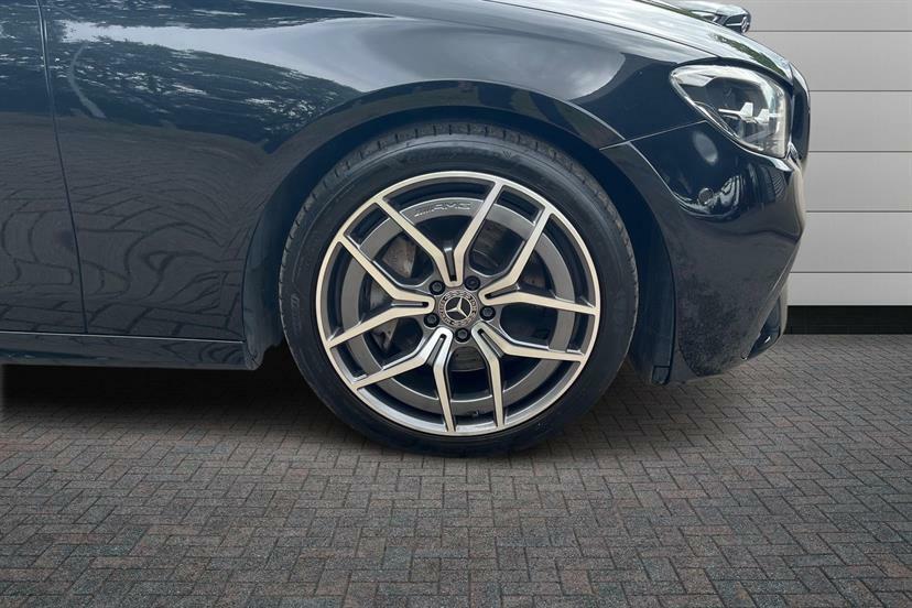 Mercedes-Benz E Class E220d 200 Amg Line Premium 9G-tronic KM23HZJ Black #4