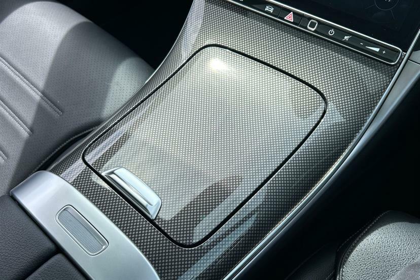 Mercedes-Benz C Class C200 Amg Line Premium Plus 9G-tronic Black #6