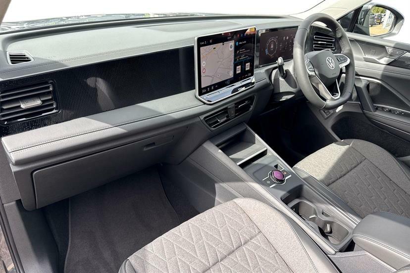Volkswagen Tiguan 1.5 Etsi 150 Match Dsg EF75LTZ Grey #2