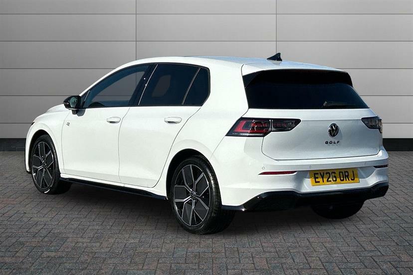 Volkswagen Golf 2.0 Tdi 150 Black Edition Dsg EY26ORJ White #3
