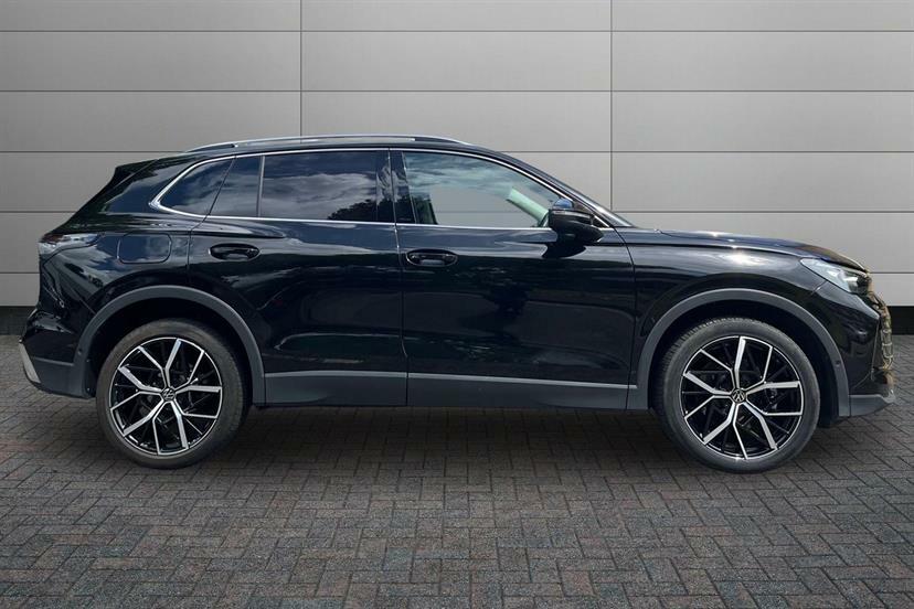 Volkswagen Tiguan 1.5 Tsi Ehybrid Elegance Dsg EA74OKV Black #4