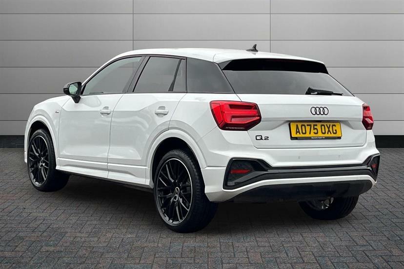 Audi Q2 35 Tfsi Black Edition S Tronic AO75OXG White #3