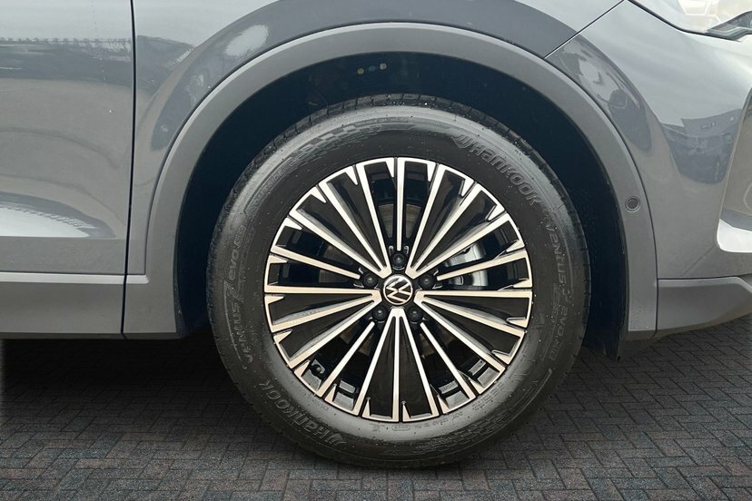 Volkswagen Tiguan 1.5 Etsi Mhev Match Suv Hybrid Dsg 150 LV26NWP Grey #5