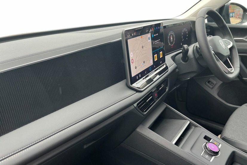 Volkswagen Tiguan 1.5 Etsi Mhev Match Suv Hybrid Dsg 150 LV26NWP Grey #2