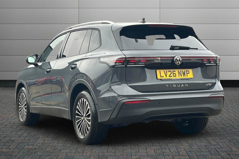 Volkswagen Tiguan 1.5 Etsi Mhev Match Suv Hybrid Dsg 150 LV26NWP Grey #3