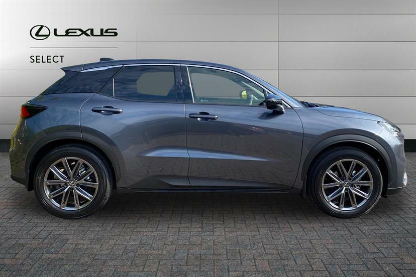 Lexus LBX 1.5 Premium Plus E-cvt Grey #4