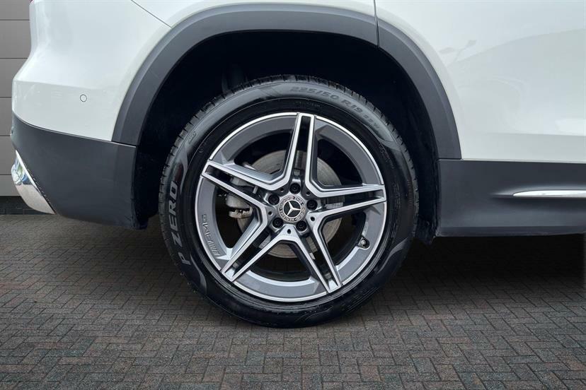 Mercedes-Benz GLB Class 200 Amg Line Executive 7G-tronic KP75GOX White #4