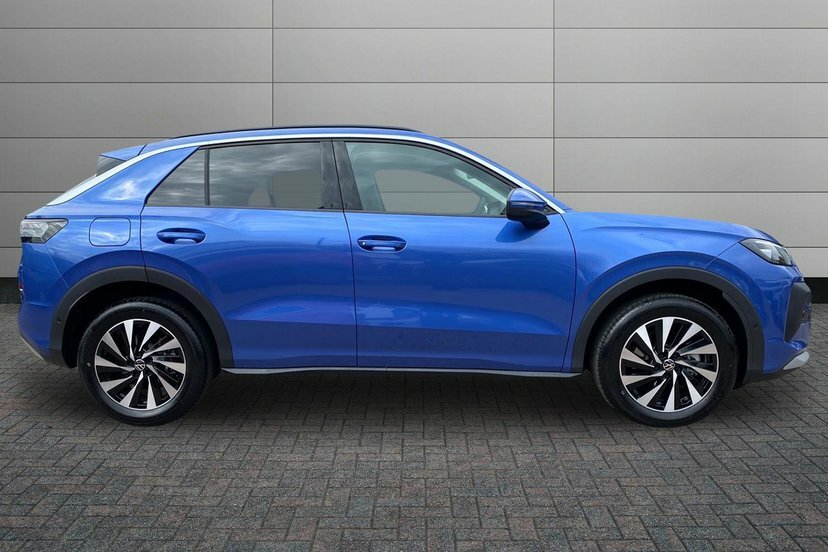 Volkswagen T-Roc New T-roc Life 1.5 Etsi 150 Ps 7-Speed Dsg LS26KPT Blue #4