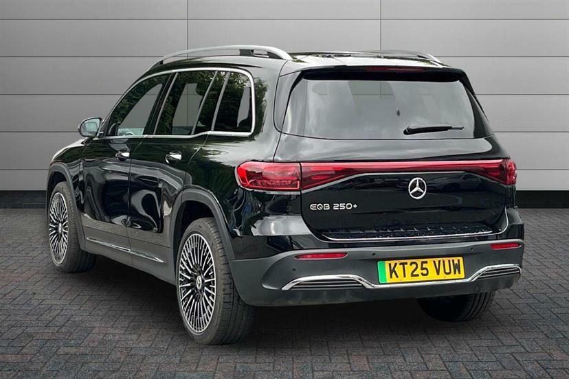 Mercedes-Benz EQB 250 140Kw Amg Line Premium 70.5Kwh Black #2