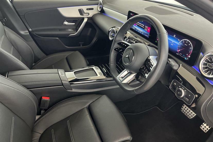 Mercedes-Benz A Class A35 4Matic Premium KN75VZB Black #4