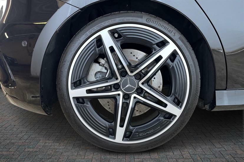 Mercedes-Benz A Class A35 4Matic Premium KN75VZB Black #3