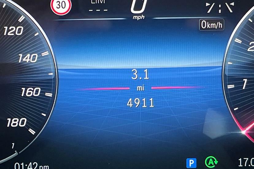 Mercedes-Benz A Class A35 4Matic Premium KN75VZO Black #4
