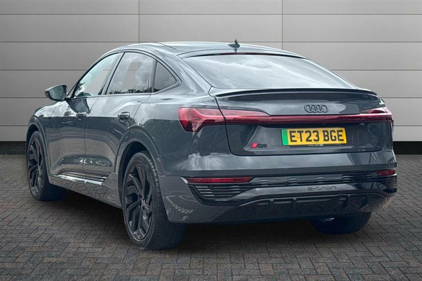 Audi Q8 e tron 250Kw 50 Quattro 95Kwh Black Edition Grey #3