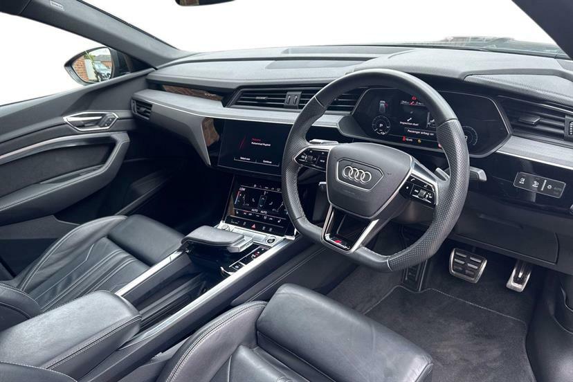 Audi Q8 e tron 250Kw 50 Quattro 95Kwh Black Edition Grey #6