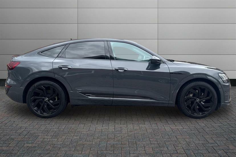 Audi Q8 e tron 250Kw 50 Quattro 95Kwh Black Edition Grey #4