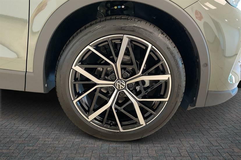 Volkswagen Tiguan 1.5 Etsi 150 Elegance Dsg EK26TVV Green #5