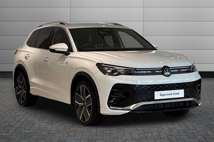 Volkswagen Tiguan 1.5 Etsi 150 R-line Dsg White