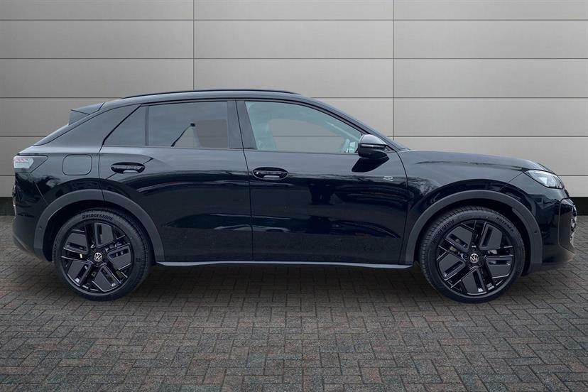 Volkswagen T-Roc 1.5 Etsi 150 R-line Dsg LS26MUC Black #4