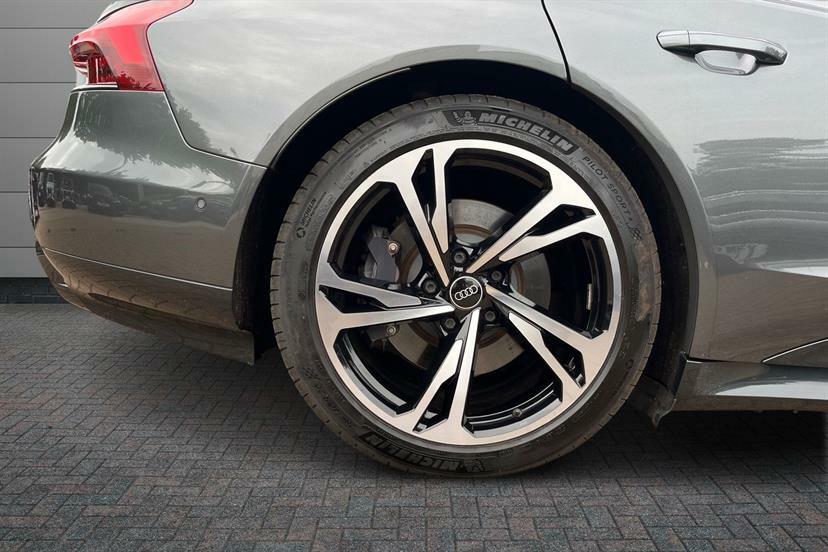 Audi E Tron GT 390Kw Quattro 93Kwh Cs Plus 22Kwch Grey #5