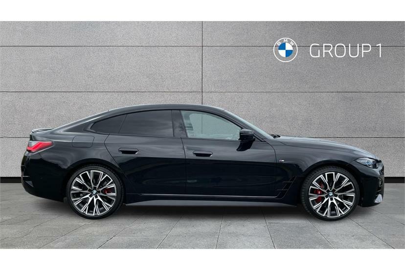 BMW 4 Series M440i Xdrive Mht Step Black #3