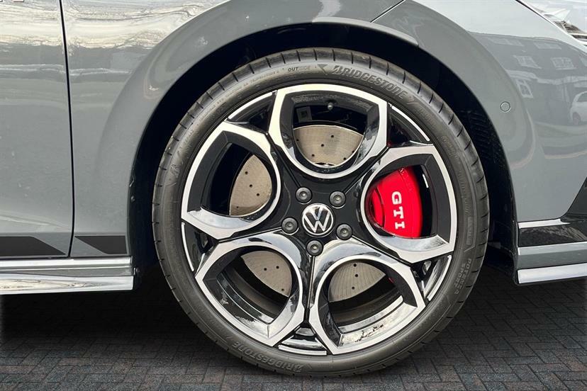 Volkswagen Golf 2.0 Tsi 300 Gti Clubsport Dsg LX26TXZ Grey #5