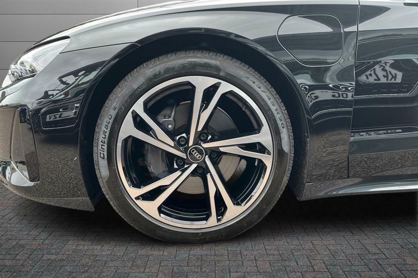 Audi E Tron GT 390Kw Quattro 93Kwh Cs Plus 22Kwch Black #5