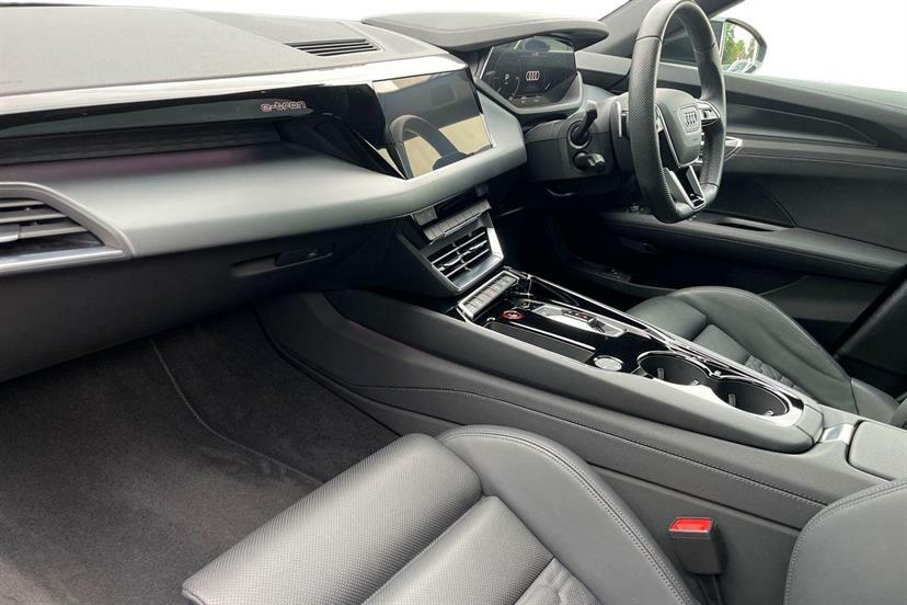 Audi E Tron GT 390Kw Quattro 93Kwh Cs Plus 22Kwch Black #2