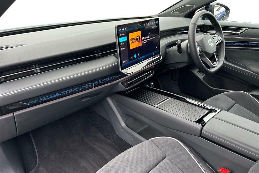 Volkswagen ID.7 210Kw Match Pro S Plus 86Kwh Blue #2