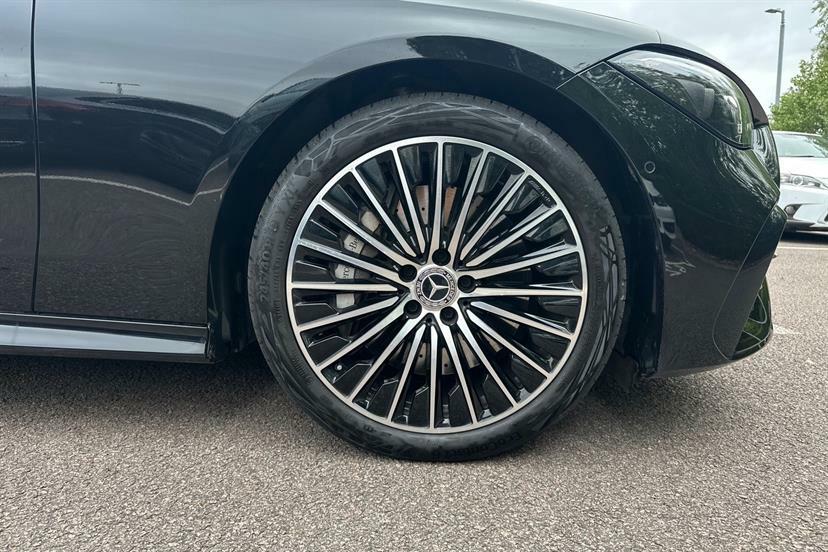 Mercedes-Benz CLE Class 450 4Matic Amg Line Premium 9G-tronic Black #4