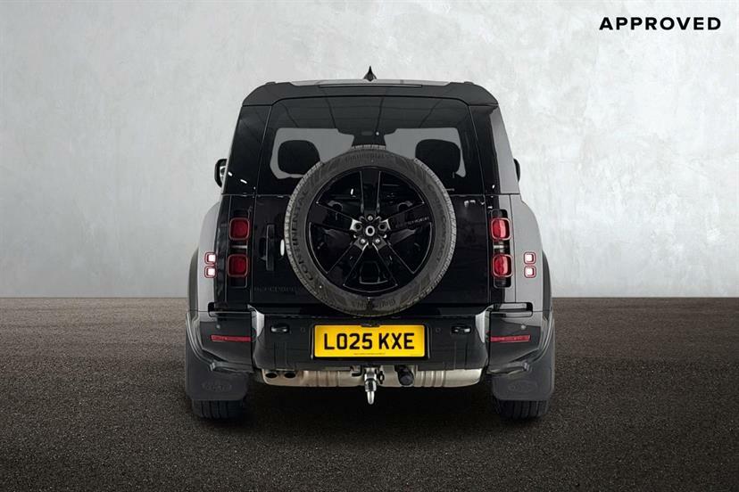 Land Rover Defender 130 3.0 D350 X-dynamic Hse 130 Black #6